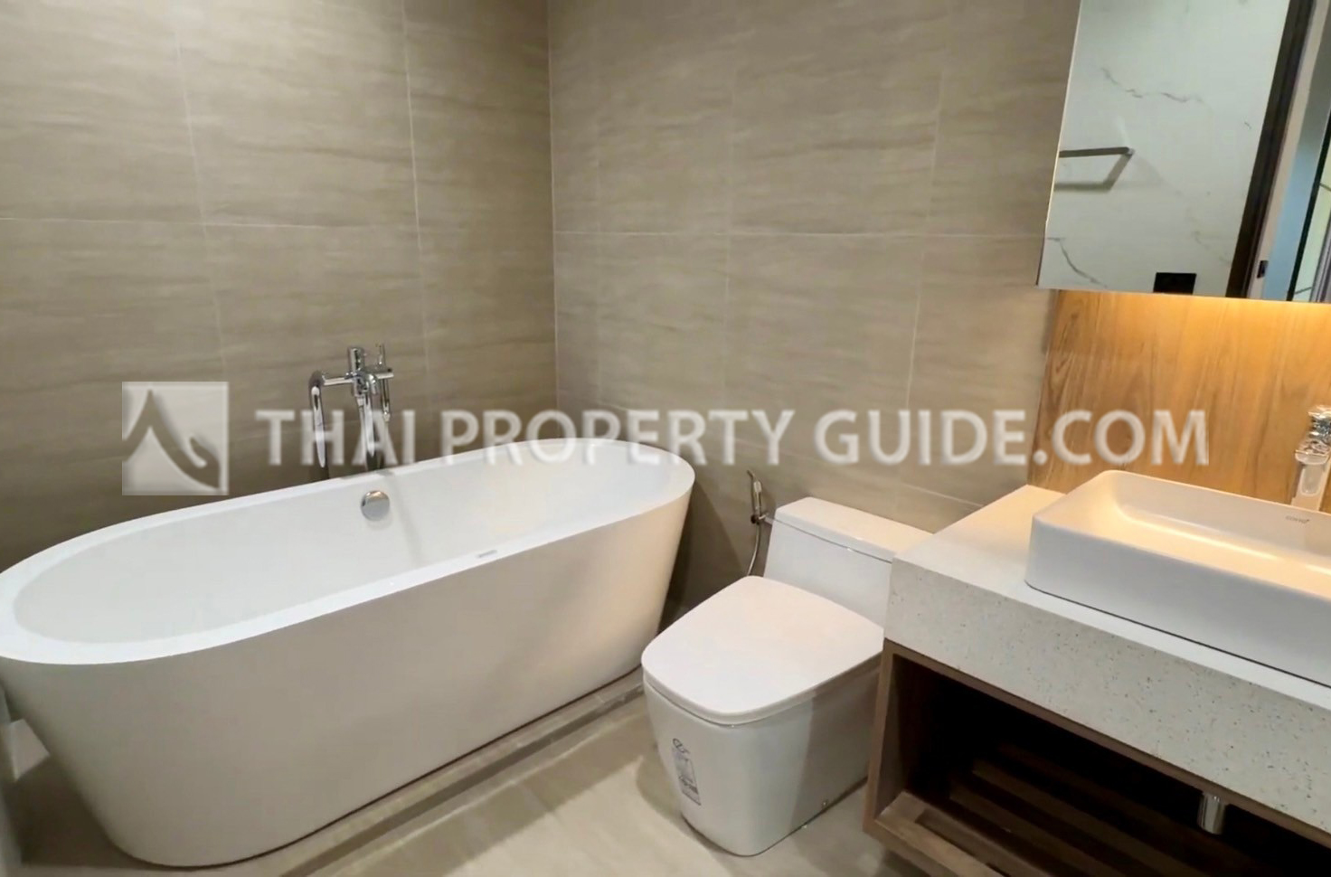 Condominium in Sathorn 